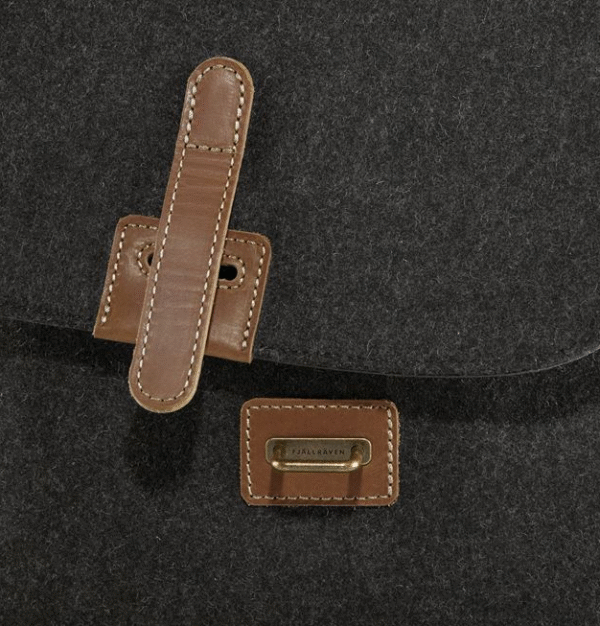 020B7462-409C-4D2A-BF87-FBDC9A005208