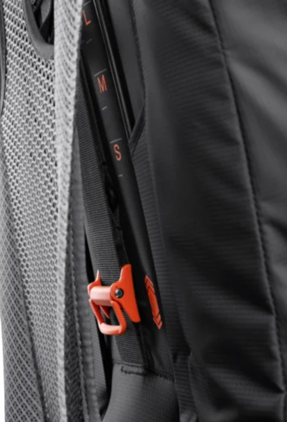 13196EC7-97B2-4F9D-9B35-648476D8471E