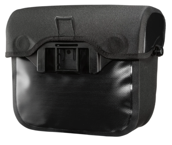 1CE3CBC3-02B3-4AF6-978E-56A7B2EF4ADC