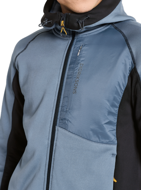 2509ECE9-B57D-41DC-B9AA-40D5B81CD48B