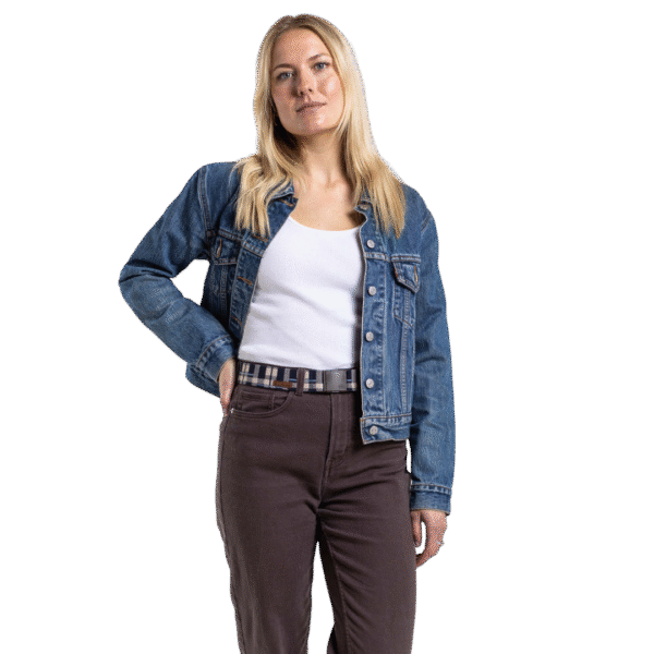 52008934-9773-4F5C-8B7A-D25E41C4E510