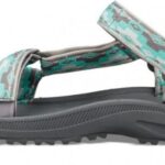 7B556FB1-D200-405B-B950-26377E21A6E7