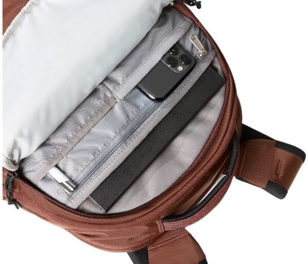 7DAA0973-9704-46AC-8DD4-4B50884BB8FF