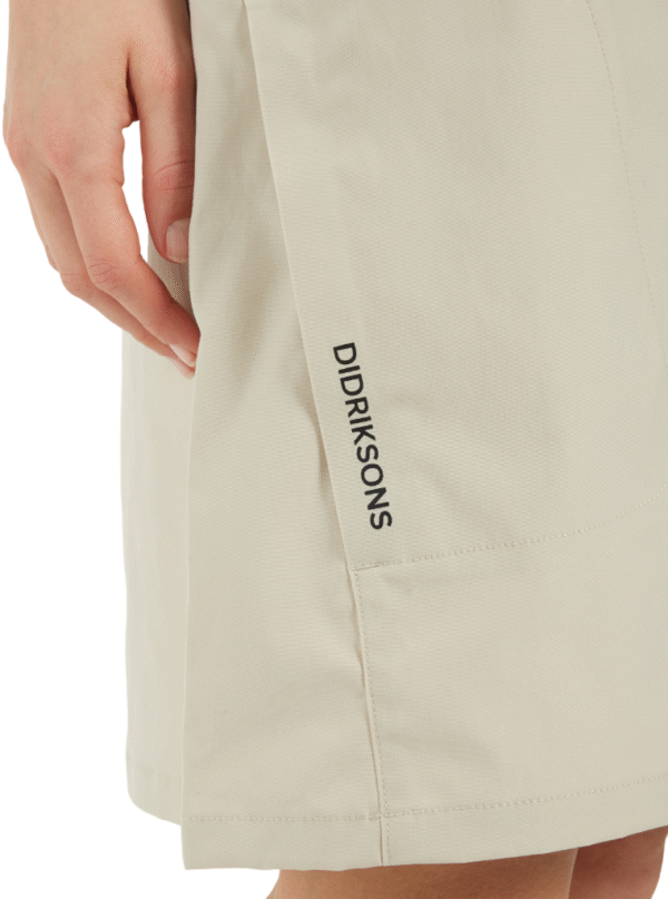 882B66BC-050A-4D0F-8CA3-EB25B4CA1CC1