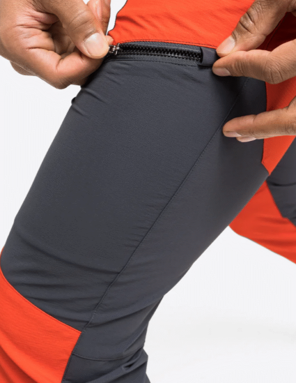 8FF83EC7-9FFE-49F7-952B-571FE598B623