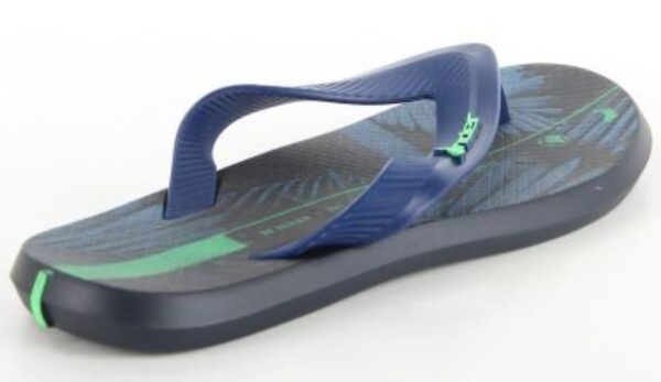 A443A3EF-6866-425E-BE0E-B2B89AA802CC