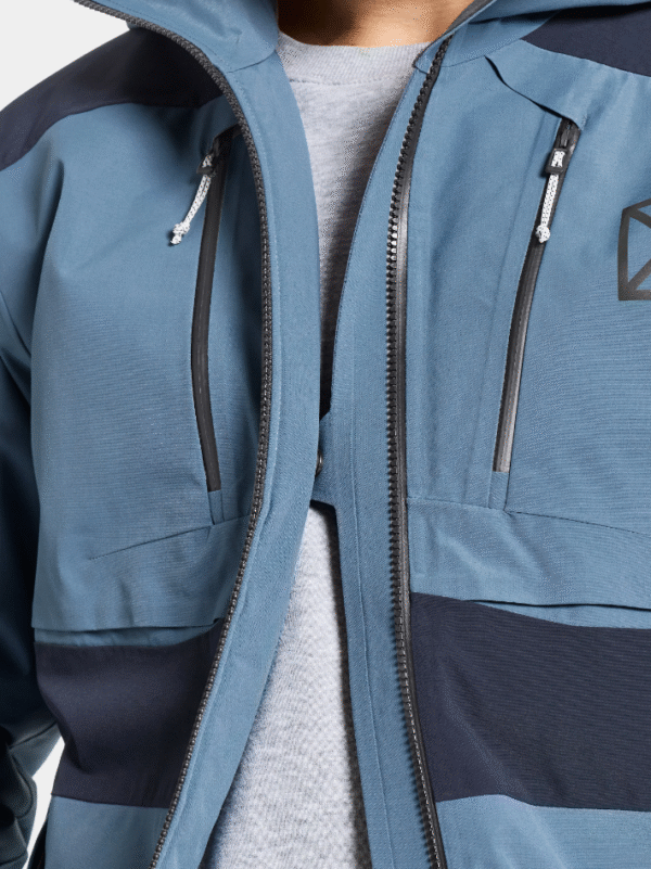 A664D5B2-1DE6-46DB-B74E-CDED9DA13095