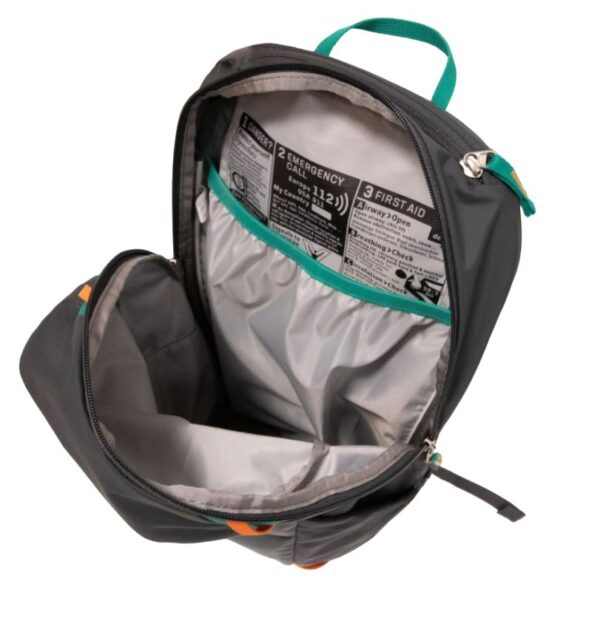 A701C80E-8622-4859-93AA-91B766979878