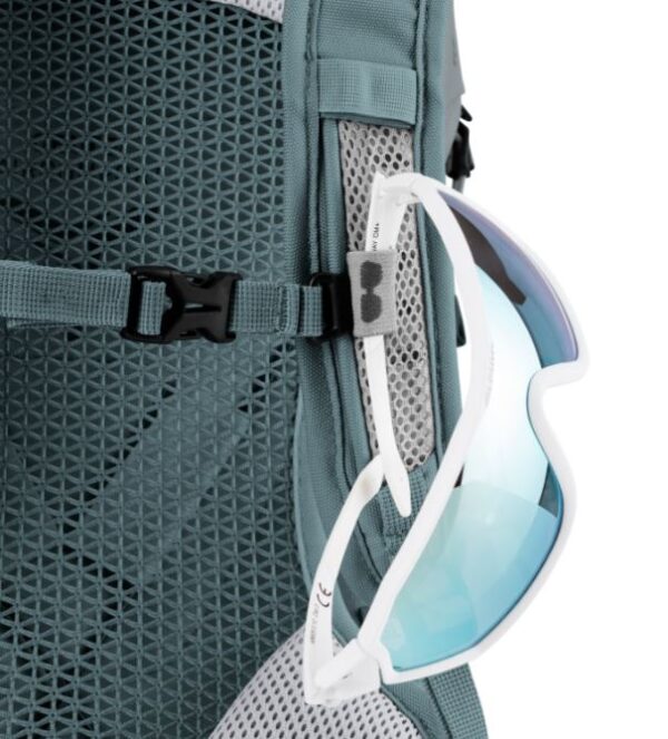 AB28A4DD-B076-4A7B-97B8-6F330C8A7178