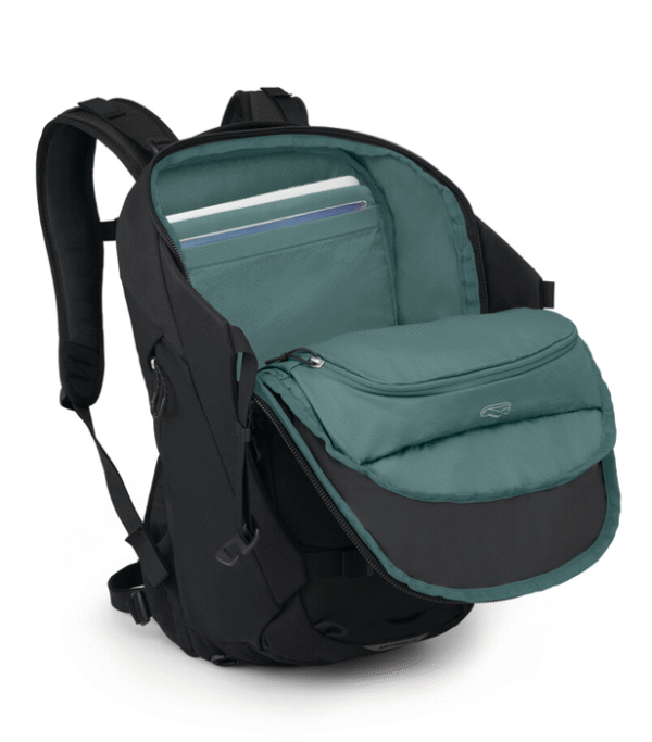 B53D35D2-BA0A-4F5E-80C8-B2DB035B4F7F