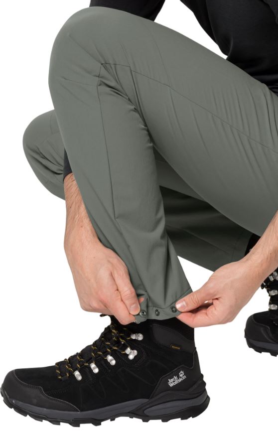 B5F3B512-F0A0-4507-B166-F61E4FE235F9