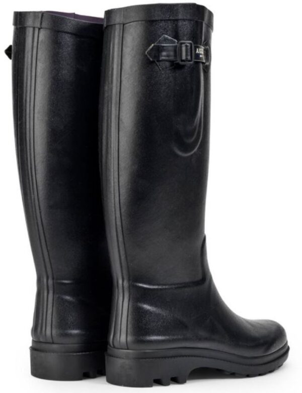 DFA9FBDB-F0E8-4693-B5F0-8A829700D26C