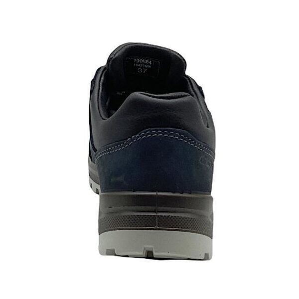 EFFC0F5E-912B-4703-A110-BB40283FDD0B