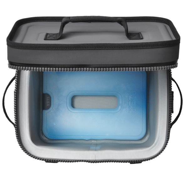 F30310F0-3F8E-4E10-BEF6-E082E84C68B2