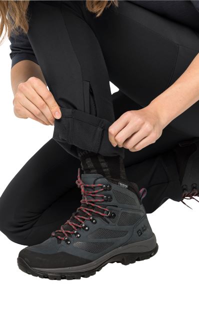 FF33FD77-34F1-41B8-AD25-6082F1308C59