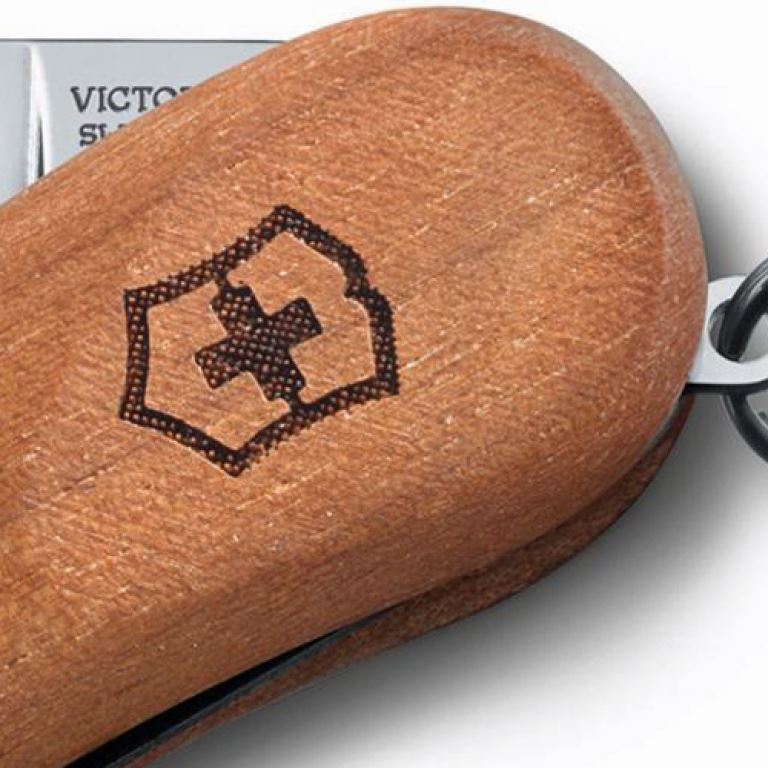 FFA1E8D5-2093-4983-B44B-9036F1D8C70F